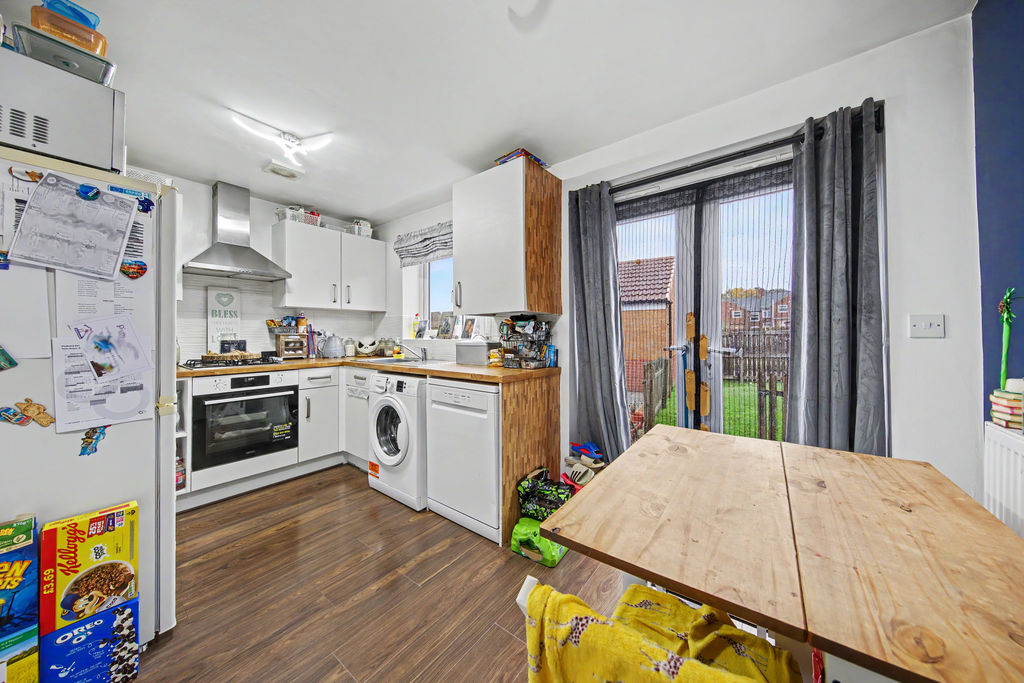 Masefield Avenue Holmewood